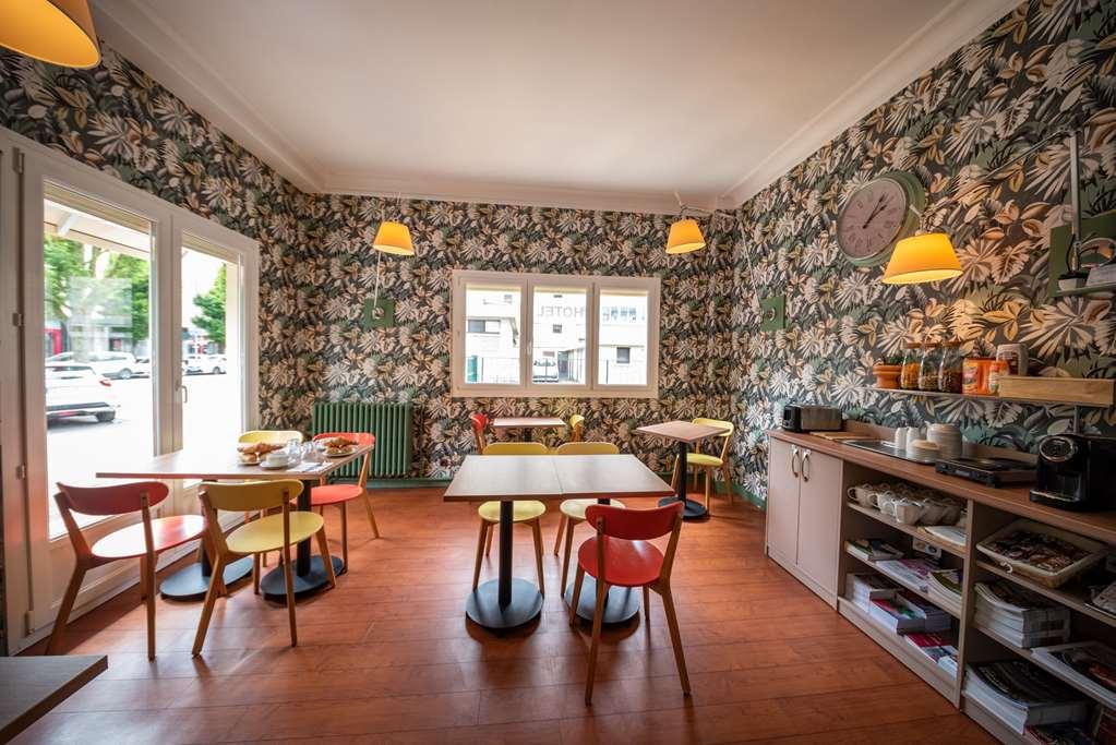 Hotel De Καν Εστιατόριο φωτογραφία
